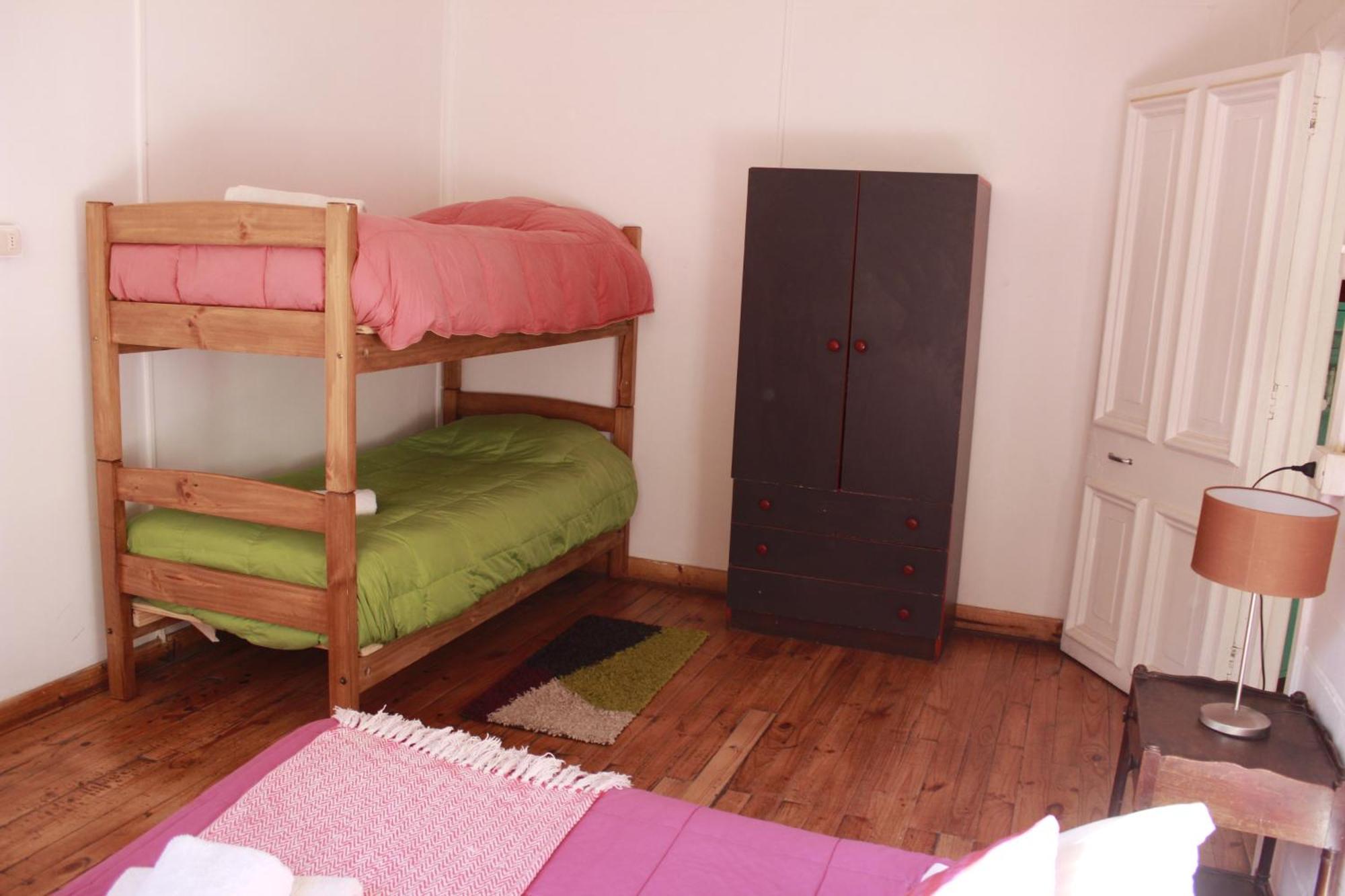 Casa Volante Hostal Valparaíso Rom bilde